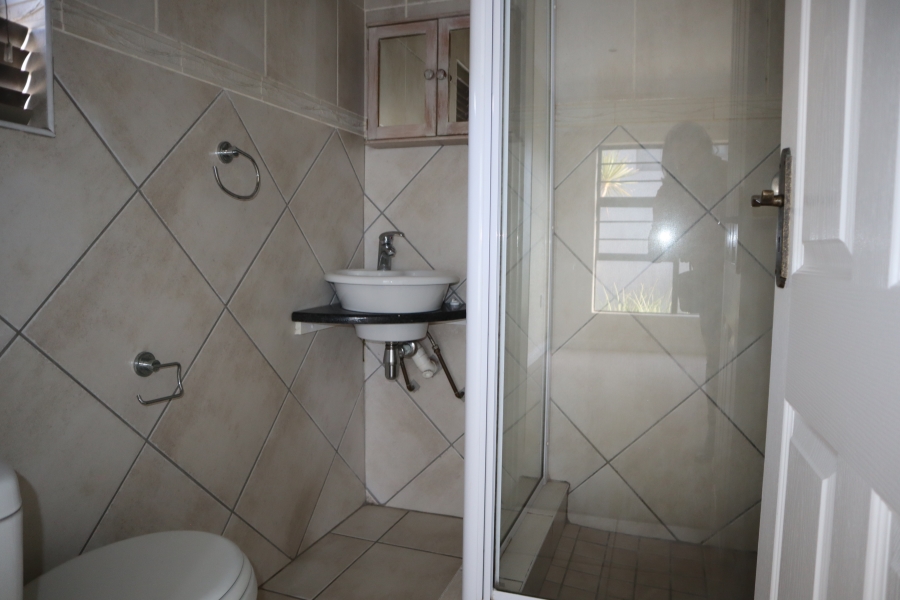 3 Bedroom Property for Sale in Wavecrest Eastern Cape